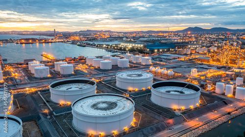 Large steel storage tanks for industrial facilities